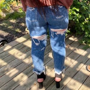 American Eagle ripped stretch mom jeans
